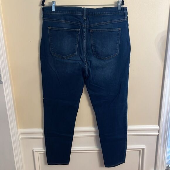 J. Crew 8” Mid-Rise Skinny Jean - Picture 5 of 7